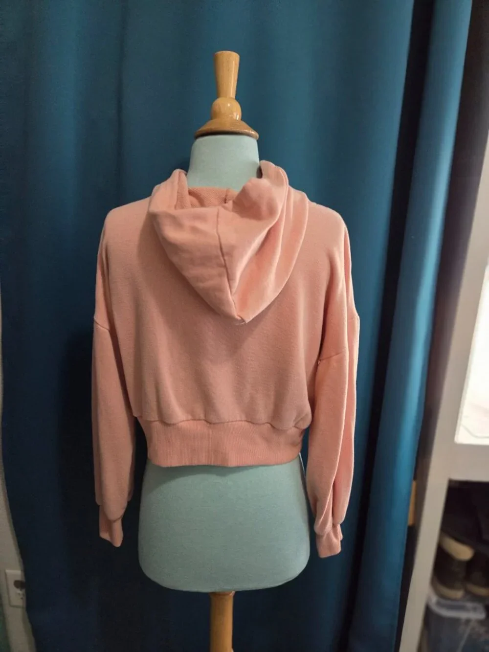 Pink Cropped Chain Hoodie | Edgy Streetwear Essential XL - Picture 4 of 7